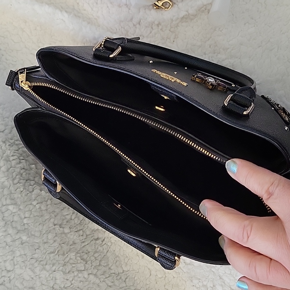 Coach Carryall Bag Black Pebble leather with embroidery Bee and Crystal Flowers - Picture 3 of 7